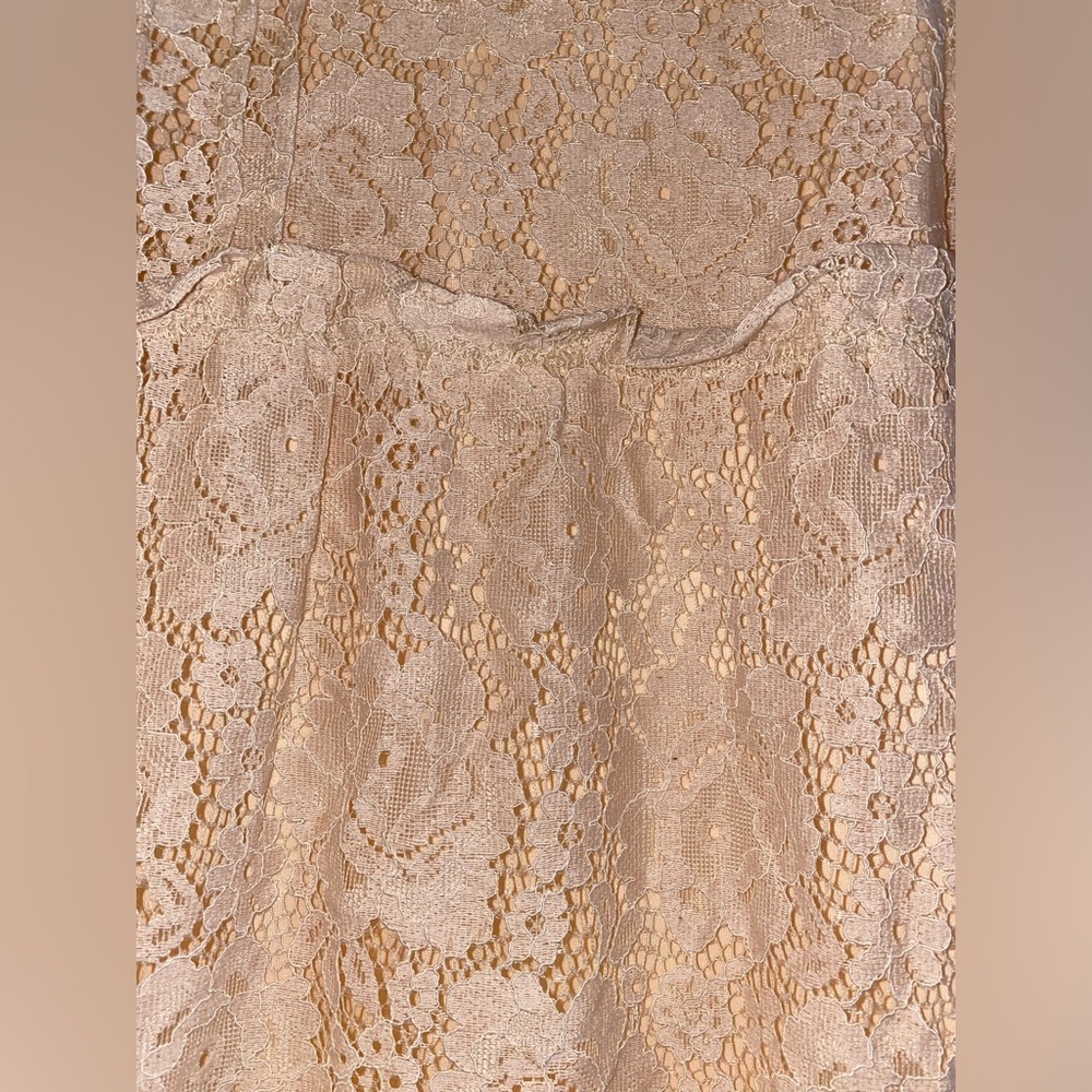 Dress - Picture 3 of 4